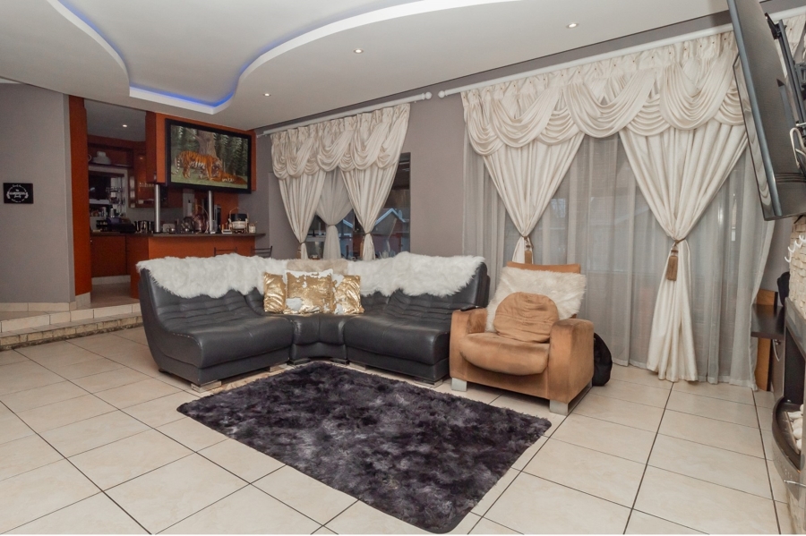 4 Bedroom Property for Sale in Soneike Western Cape